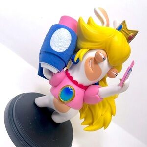 Mario + Rabbids Kingdom Battle - Rabbid Peach Figure 📱🤪